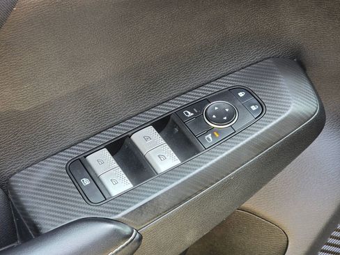 Used 2022 Mitsubishi Outlander ES image 22