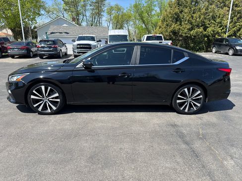 Used 2020 Nissan Altima 2.5 SR FWD image 6