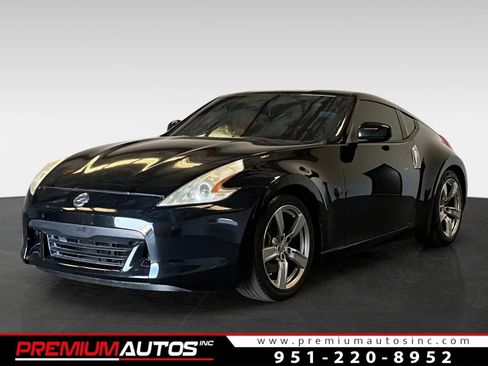 Used 2012 Nissan 370Z Coupe image 1