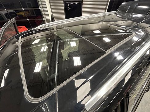 Used 2021 Chevrolet Suburban LT w/ Rear Media and Nav Package image 57