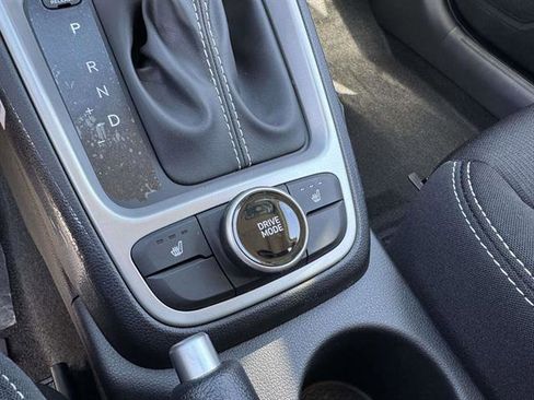 New 2026 Hyundai Venue SEL image 23