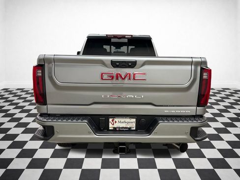 New 2026 GMC Sierra 2500 Denali w/ Denali Reserve Package AWD/4WD image 7