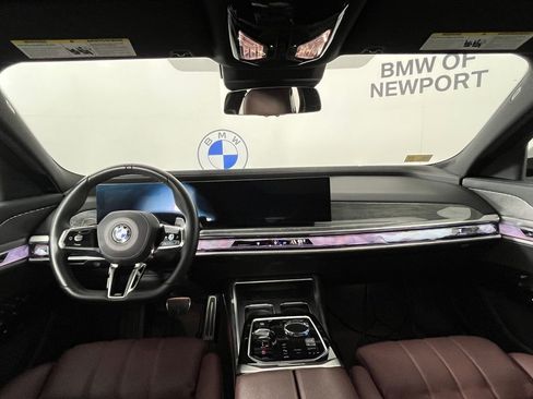 Certified 2025 BMW 740i xDrive 740i xDrive image 13