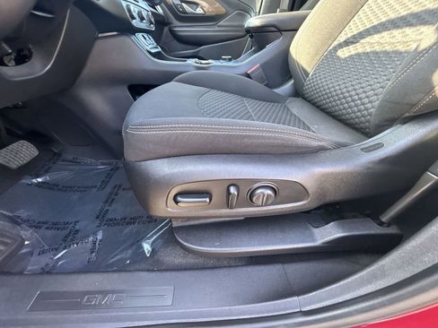 Used 2020 GMC Terrain SLE w/ Driver Convenience Package image 12