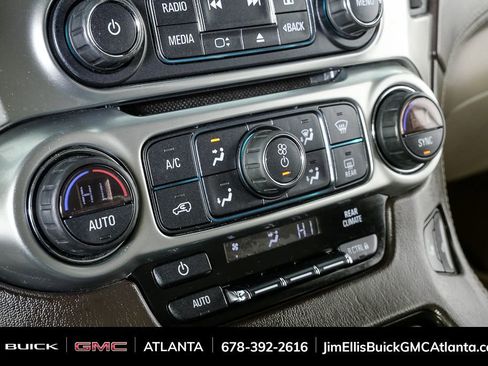 Used 2018 Chevrolet Suburban LT w/ Max Trailering Package image 18