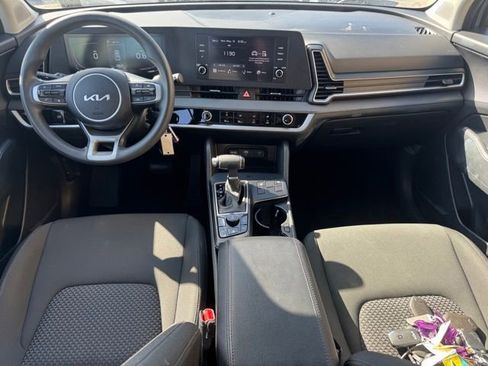 Certified 2024 Kia Sportage LX AWD/4WD image 17