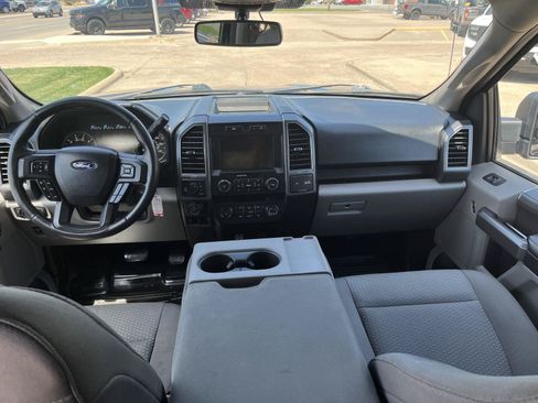 Used 2020 Ford F150 XLT w/ Equipment Group 302A Luxury AWD/4WD image 11