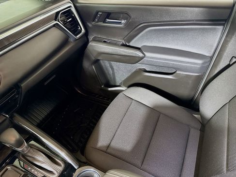 Certified 2024 GMC Canyon Elevation w/ Convenience Package image 20