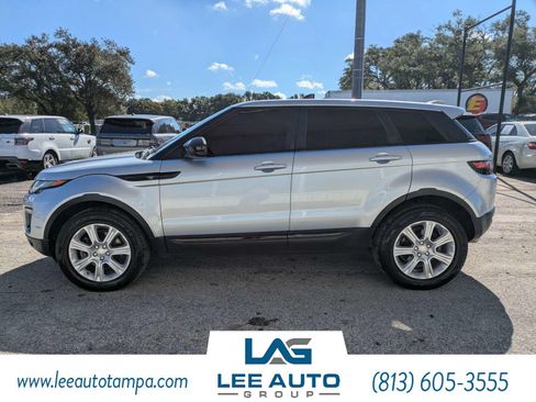 Used 2018 Land Rover Range Rover Evoque SE AWD/4WD image 6