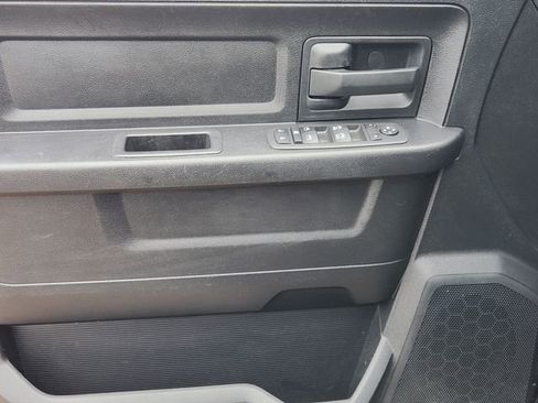 Used 2014 RAM 1500 Express AWD/4WD image 21