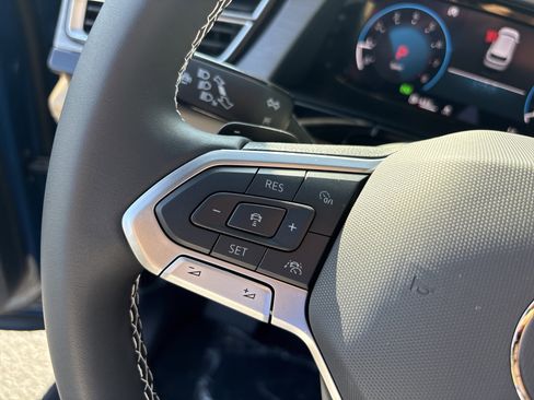 New 2026 Volkswagen Atlas Cross Sport SE image 15