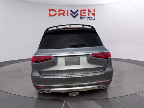 Used 2020 Mercedes-Benz GLS 450 4MATIC image 4