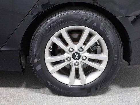 Used 2015 Hyundai Sonata SE w/ Option Group 02 image 33