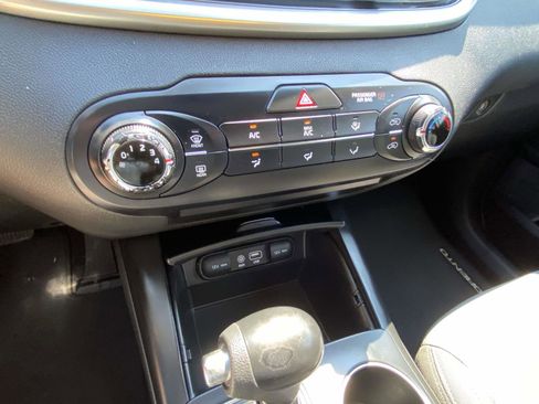 Used 2016 Kia Sorento FWD image 20