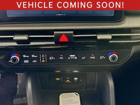 New 2026 Kia Sportage X-Line w/ X-Line Technology Package AWD/4WD image 18
