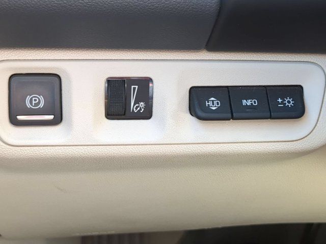Used 2023 GMC Acadia Denali w/ Denali Technology Package AWD/4WD image 19