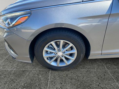 Used 2018 Hyundai Sonata SE FWD image 14