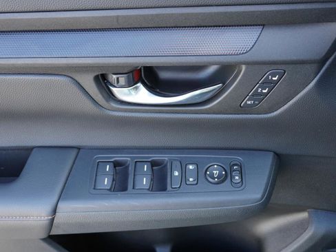 Used 2025 Honda CR-V Sport-L image 9