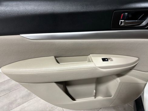 Used 2014 Subaru Outback 2.5i Premium image 17