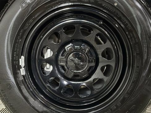 Used 2024 Chevrolet Silverado 1500 W/T w/ WT Safety Package image 30