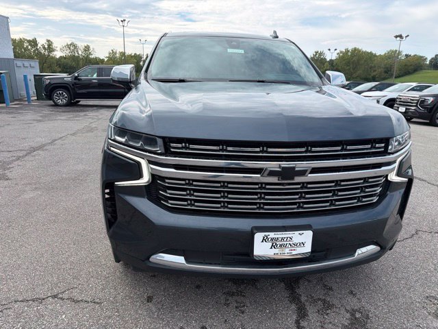 Used 2021 Chevrolet Suburban Premier w/ Premium Package AWD/4WD image 6