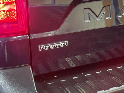 Used 2023 Ford Maverick XLT image 13