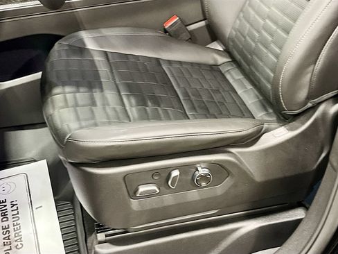 New 2026 Cadillac Escalade V w/ LPO, ONYX Package AWD/4WD image 13