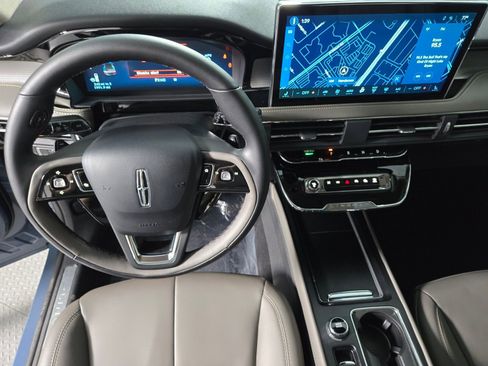 New 2026 Lincoln Corsair Premiere AWD/4WD image 15