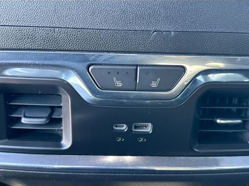 Used 2024 Chevrolet Silverado 1500 High Country image 25