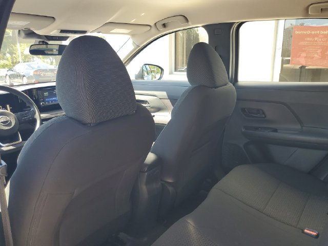 Certified 2025 Nissan Kicks S FWD image 31