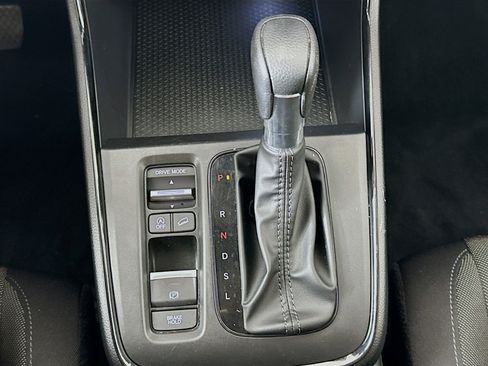 Used 2024 Honda CR-V LX image 23