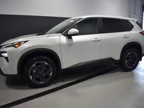 New 2026 Nissan Rogue SV image 2