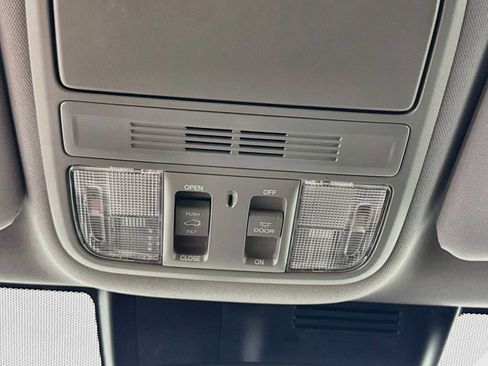 Used 2019 Honda CR-V EX image 26