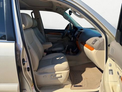 Used 2006 Lexus GX 470 image 24