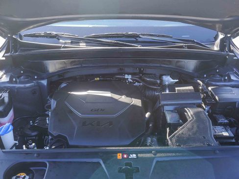 Used 2024 Kia Telluride LX image 28