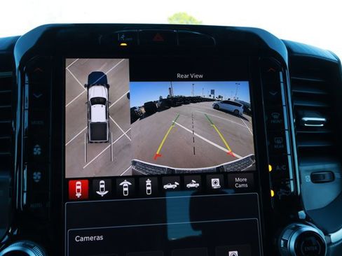 New 2026 RAM 2500 Big Horn AWD/4WD image 18