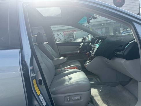 Used 2005 Lexus RX 330 AWD image 12