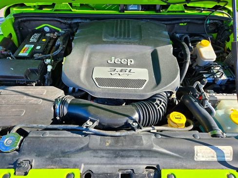 Used 2012 Jeep Wrangler Sport AWD/4WD image 19