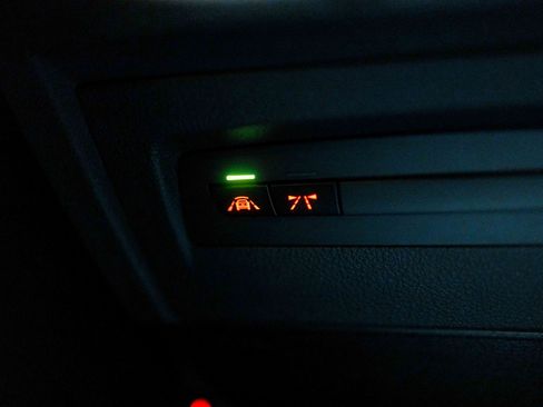 Used 2018 BMW M2 image 69