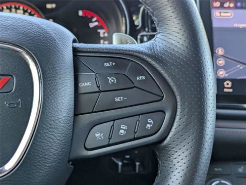 Certified 2025 Dodge Durango GT image 31