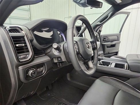 New 2025 RAM 2500 Limited image 18