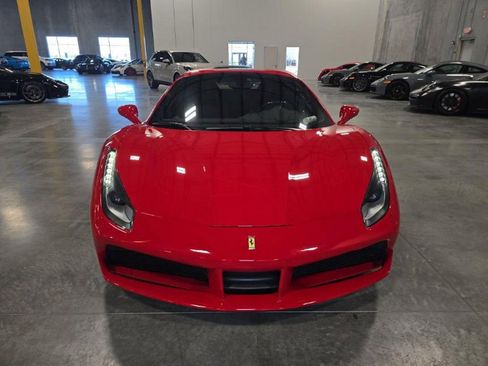 Used 2019 Ferrari 488 Spider image 3