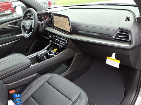 New 2026 Chevrolet Traverse LT w/ Driver Confidence Package image 28