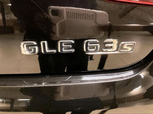 Used 2016 Mercedes-Benz GLE 63 AMG S image 10