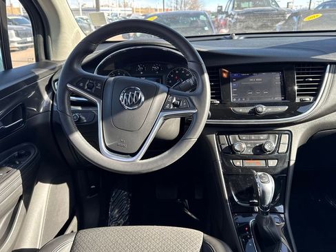 Used 2022 Buick Encore Preferred w/ Safety Package image 32