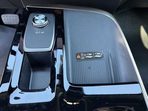 New 2026 Buick Enclave Avenir w/ Super Cruise Package image 10