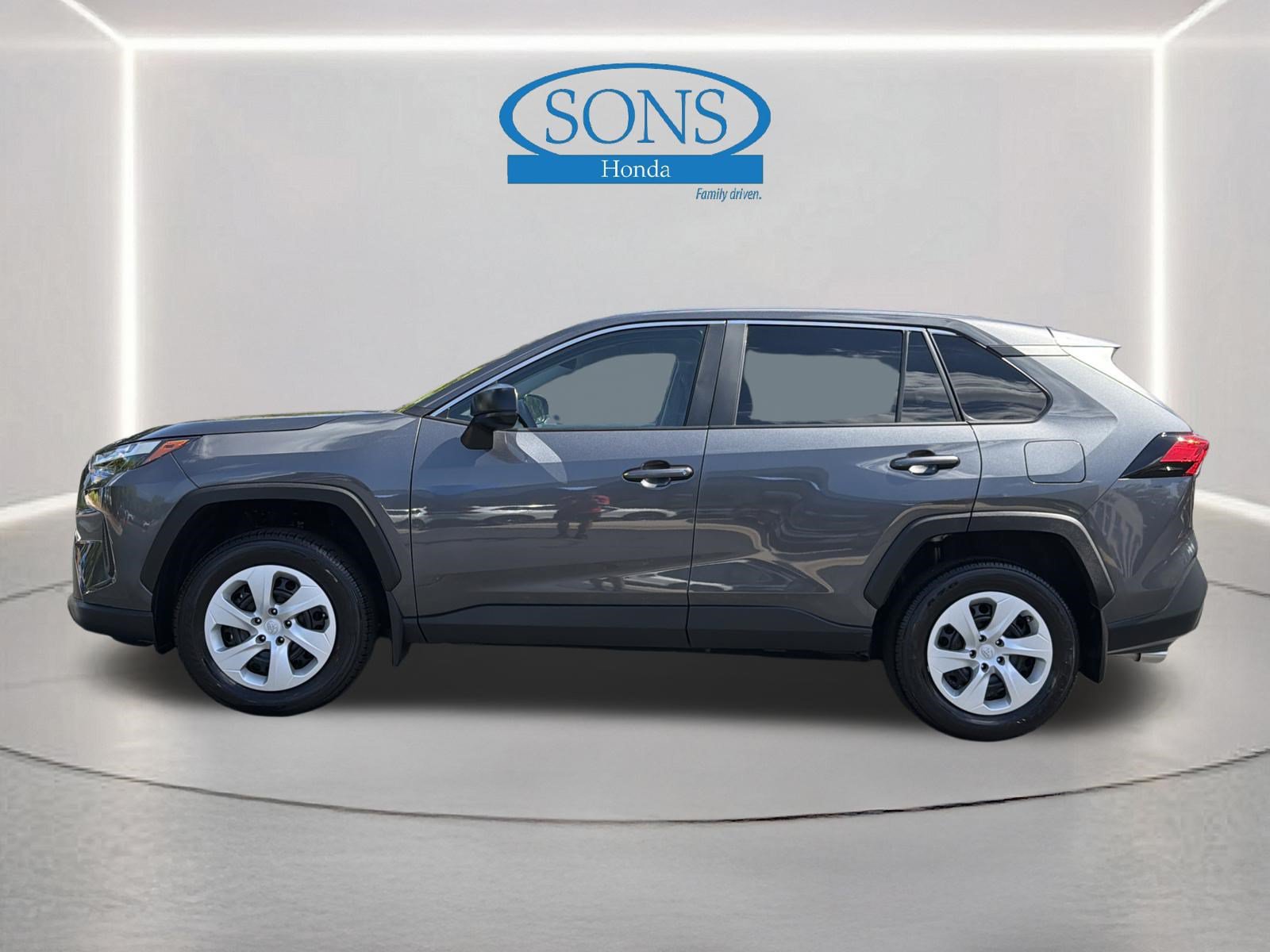 Used 2025 Toyota RAV4 LE FWD image 20