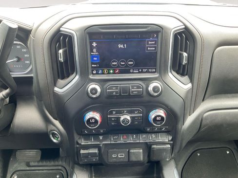 Used 2022 GMC Sierra 2500 AT4 AWD/4WD image 11