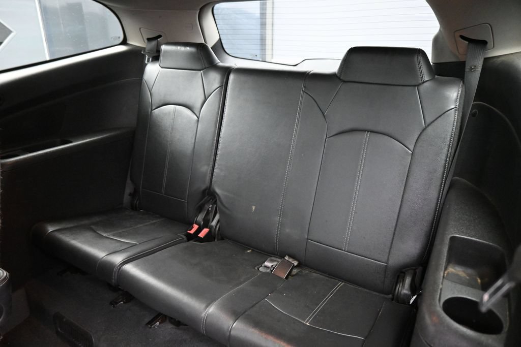 Used 2016 Chevrolet Traverse LT FWD image 26