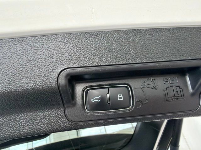 Certified 2023 Ford Explorer ST w/ Technology Package AWD/4WD image 10